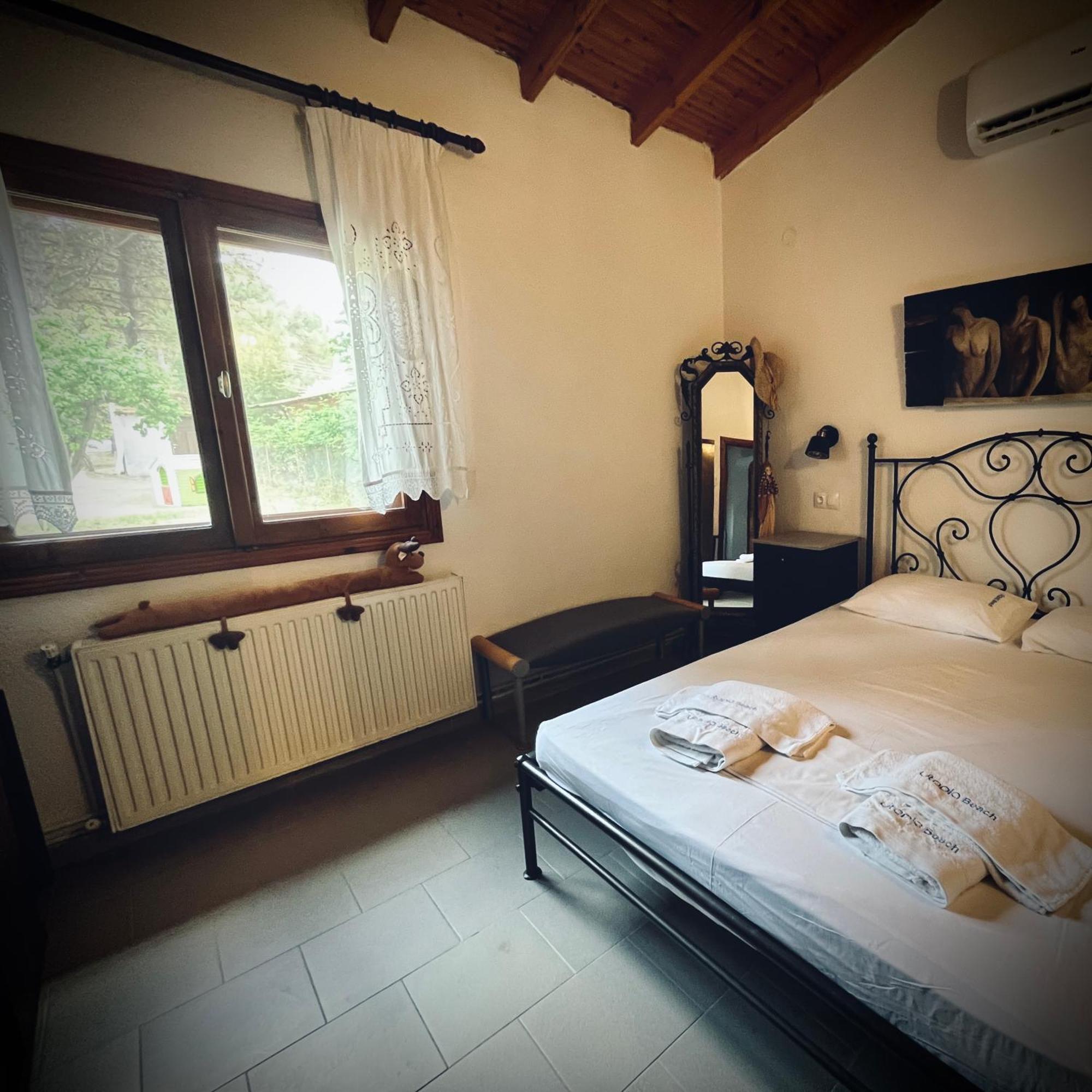 Utopia Beach Vourvourou Ngoại thất bức ảnh