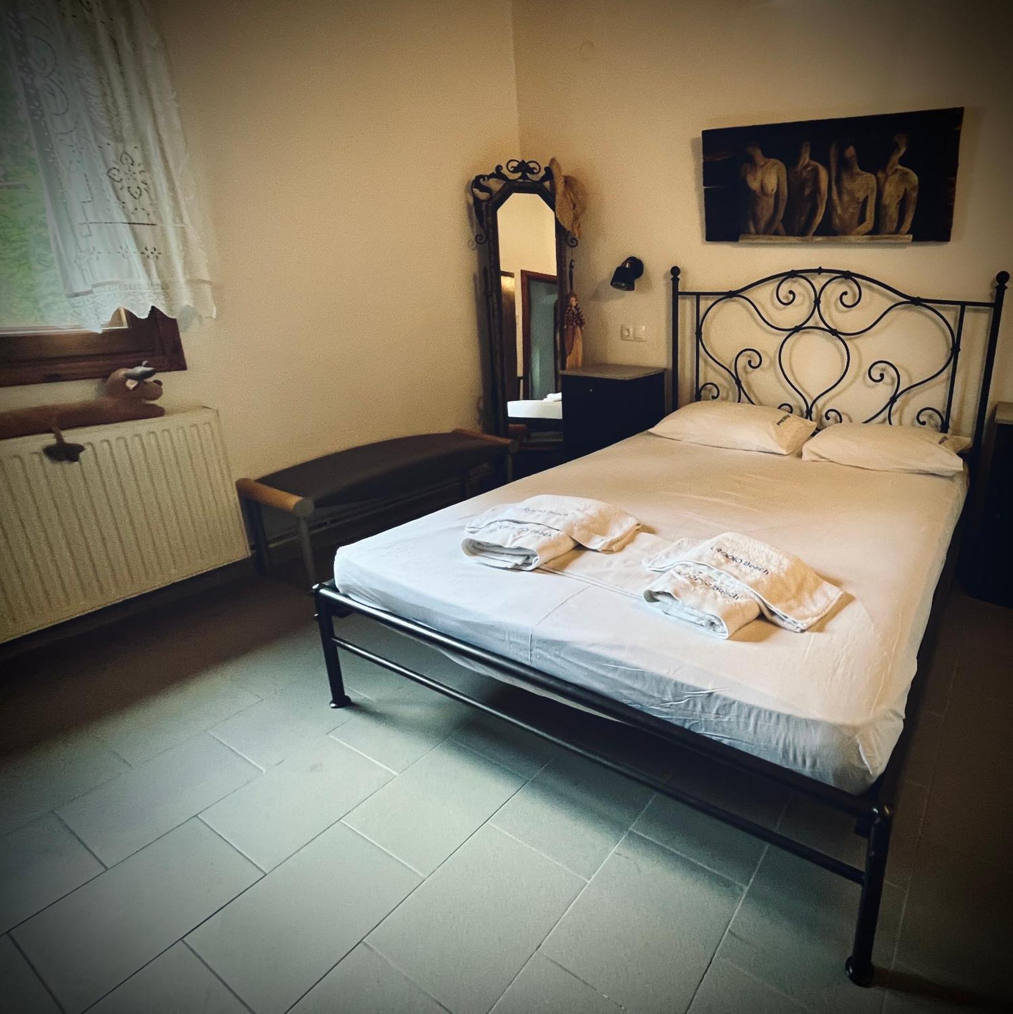 Utopia Beach Vourvourou Ngoại thất bức ảnh